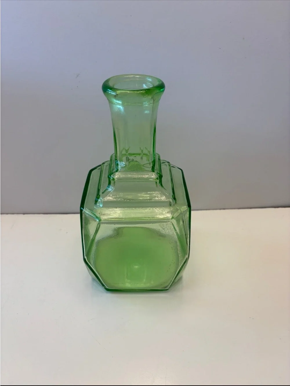 N/A green decanter no